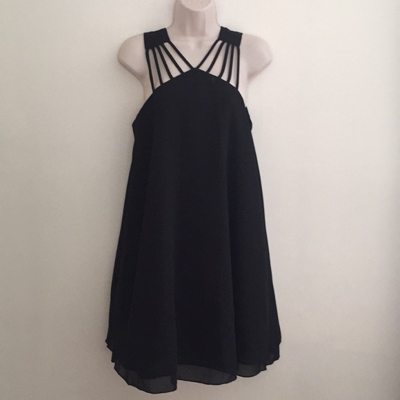 BooHoo Size 4 Black Tiered Strappy Swing Dress - Picture 2 of 6